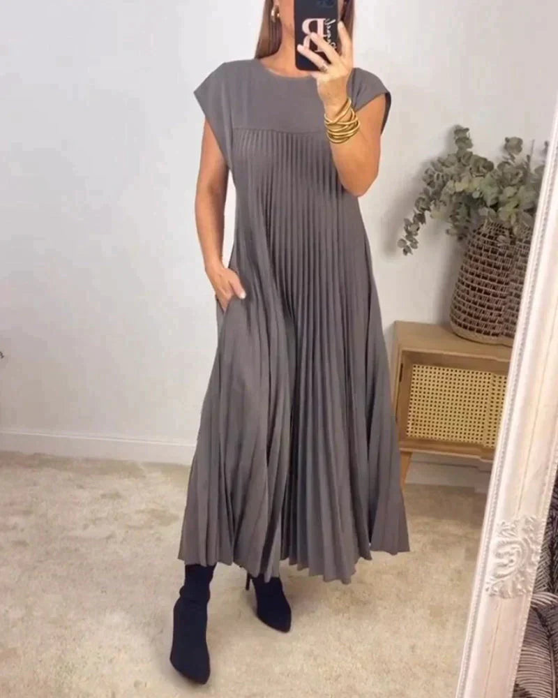 Cira - Robe Plissée Élégante Sans Manches