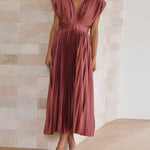 Elena - Robe Midi Plissée Élégante Sans Manches